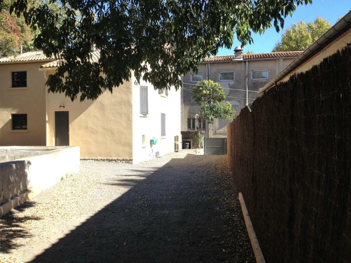 Au Vieux Lavoir Avec Parking Prive, Jardin , Climatisation, A 500 M De La Cite Carcassonne Exterior foto